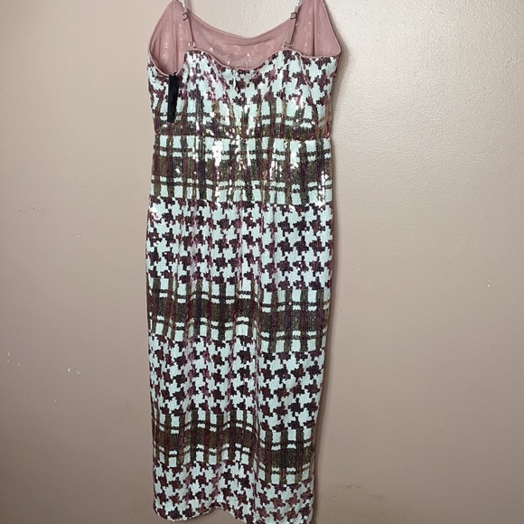 X by NBD Sequin Midi Dress M Pink and Ivory - Picture 5 of 6